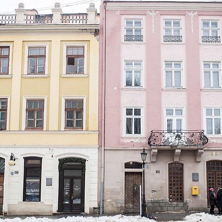 Full House Апартаменти На Площі Ринок Lviv Exterior foto