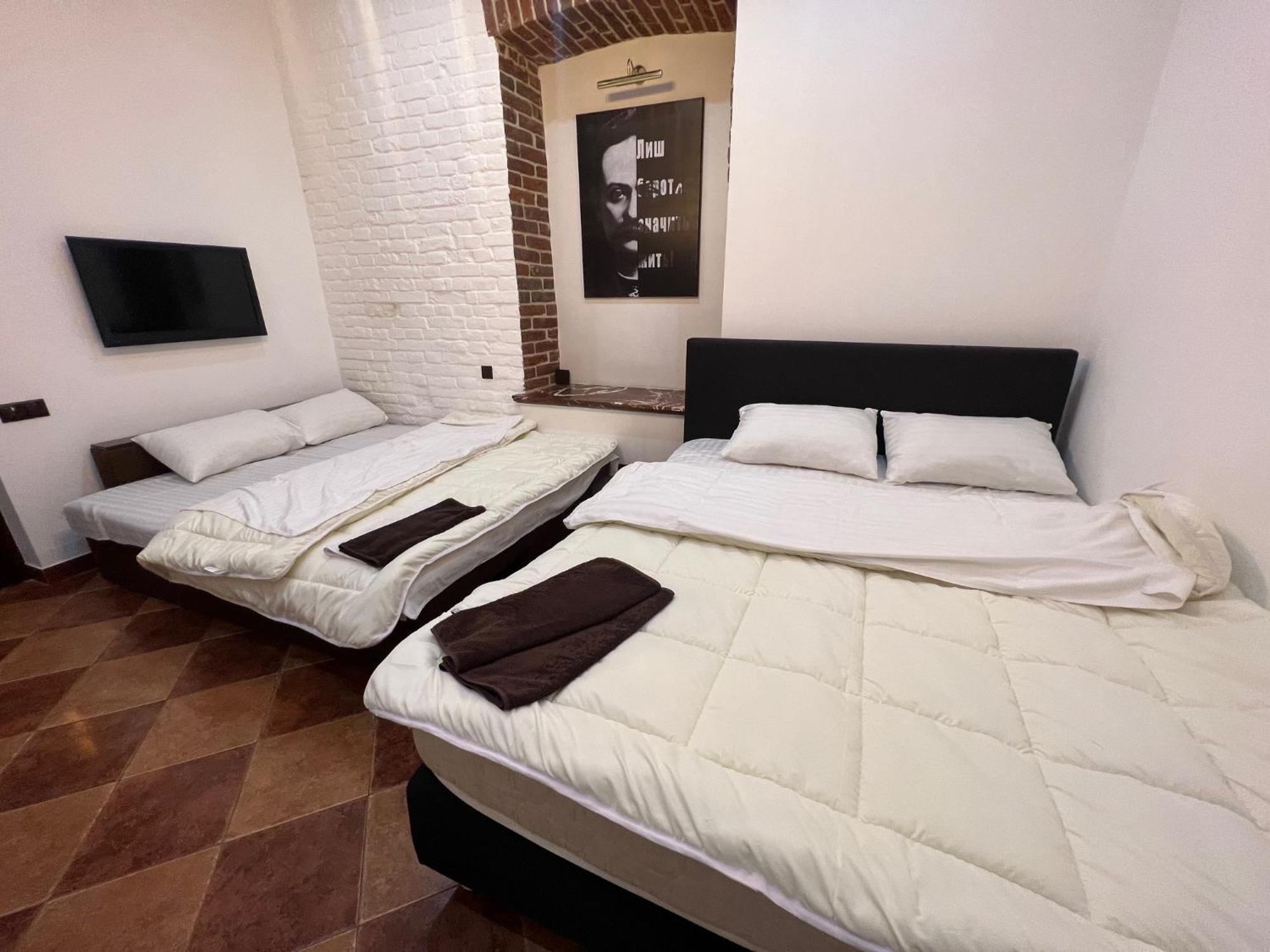 Ukrainian House Апартаменти На Площі Ринок Lviv Exterior foto